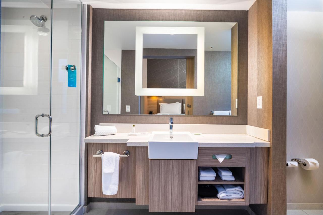 Springhill Suites By Marriott Kenosha Exterior foto